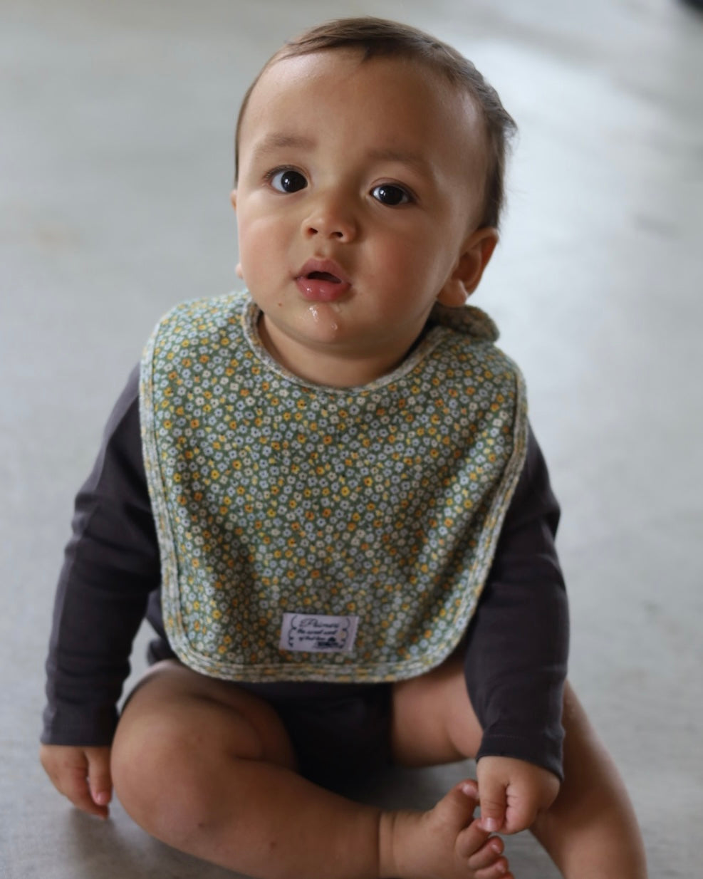 【 8.7 21:00〜LAUNCH 】POIMERI tiny floral bib