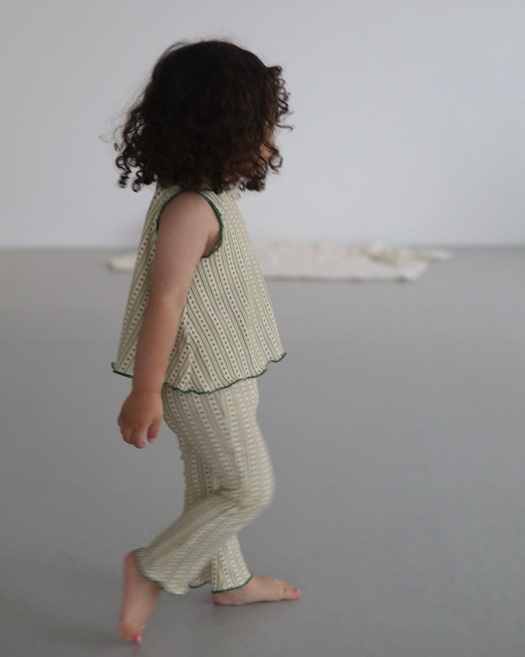 【 7.10 21:00〜Launch 】POIMERI twinkle stripe tanktops