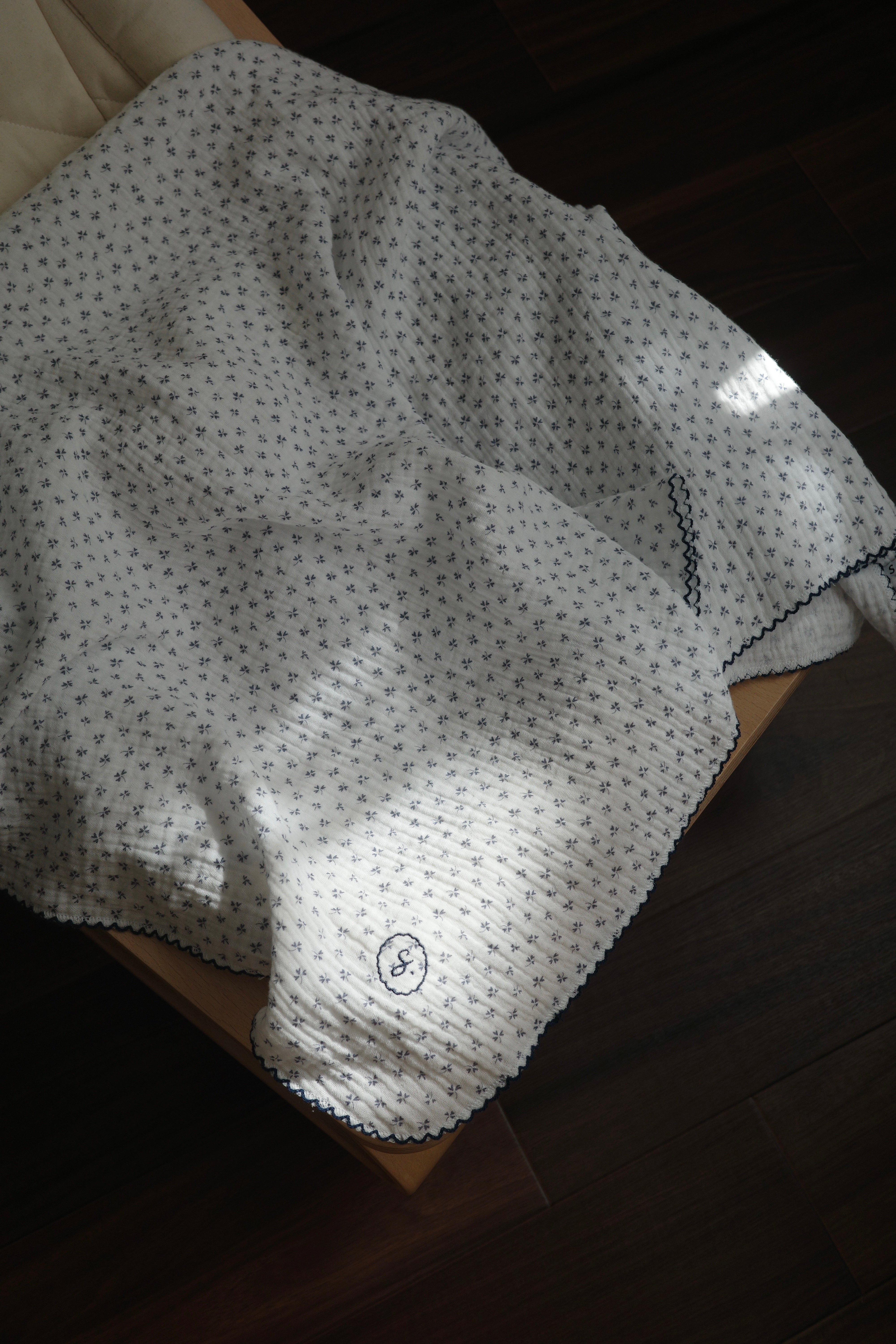 【10/22(wed)12:00 Launch】Sable clover blanket