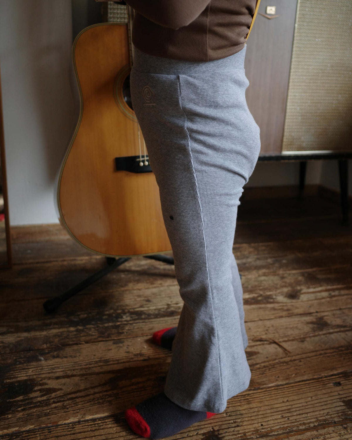 【POPUP先行/10.16 NEW】paper balm FLARED PANTS WITH SUSPENDERS
