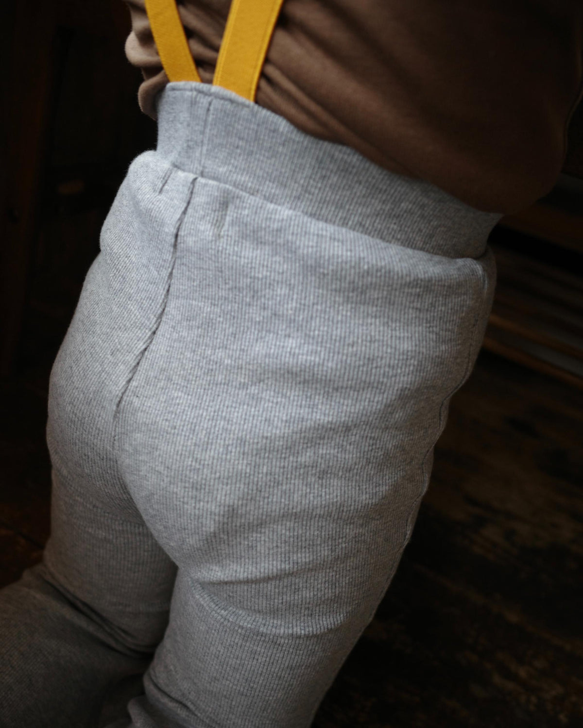 【POPUP先行/10.16 NEW】paper balm FLARED PANTS WITH SUSPENDERS