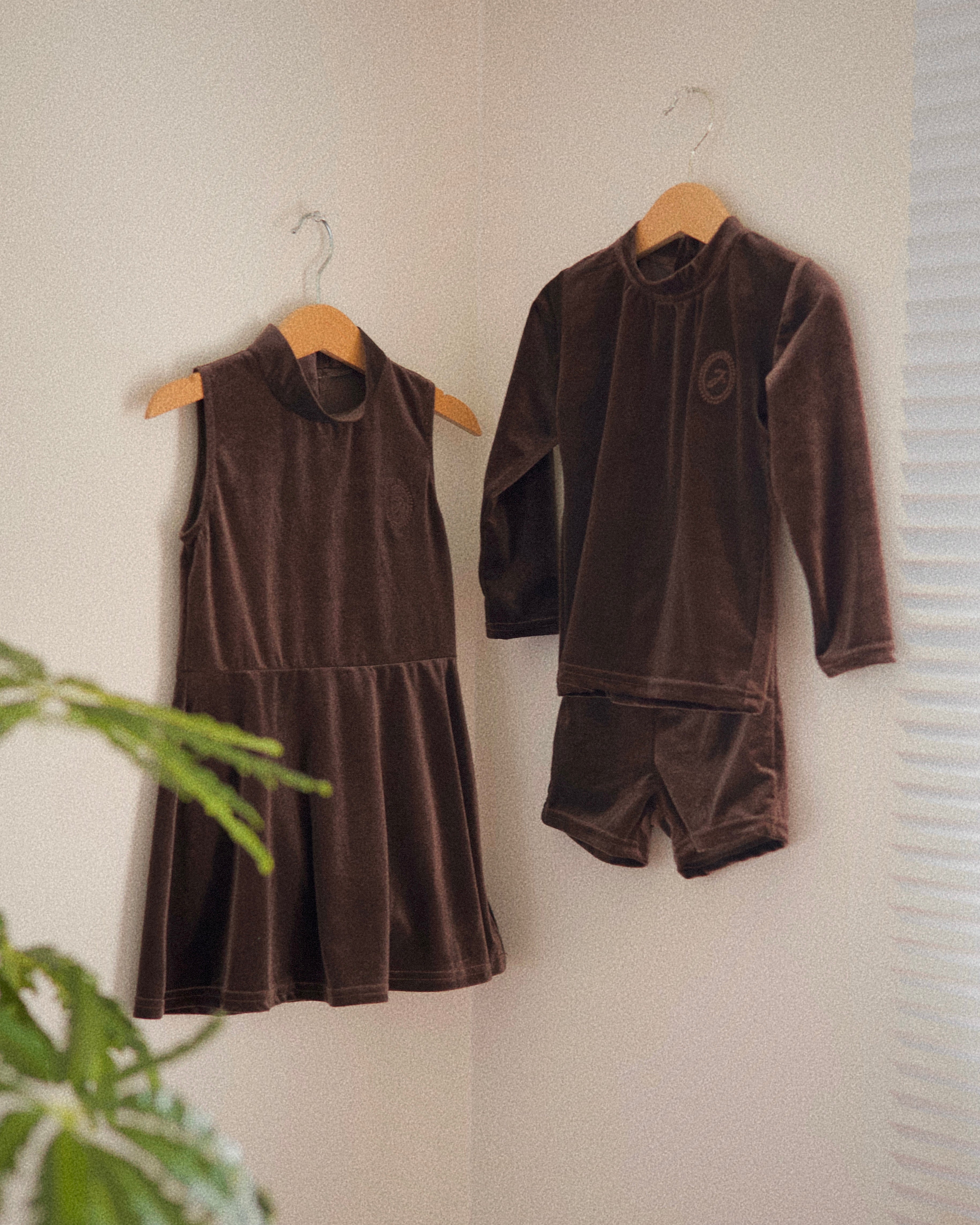 Robin swim suit (separate type)