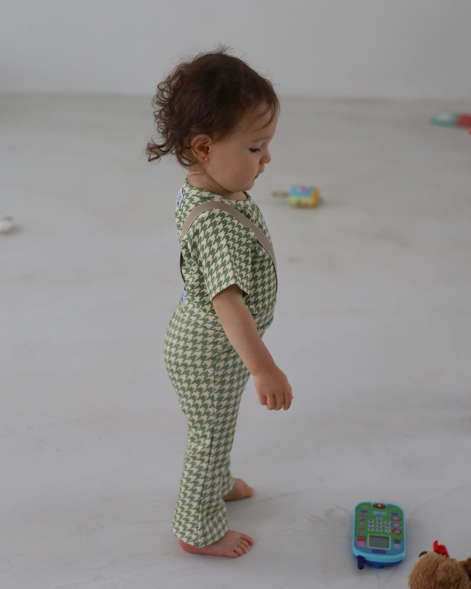 【 6.12 21:00~ Launch 】POIMERI green houndstooth flare pants