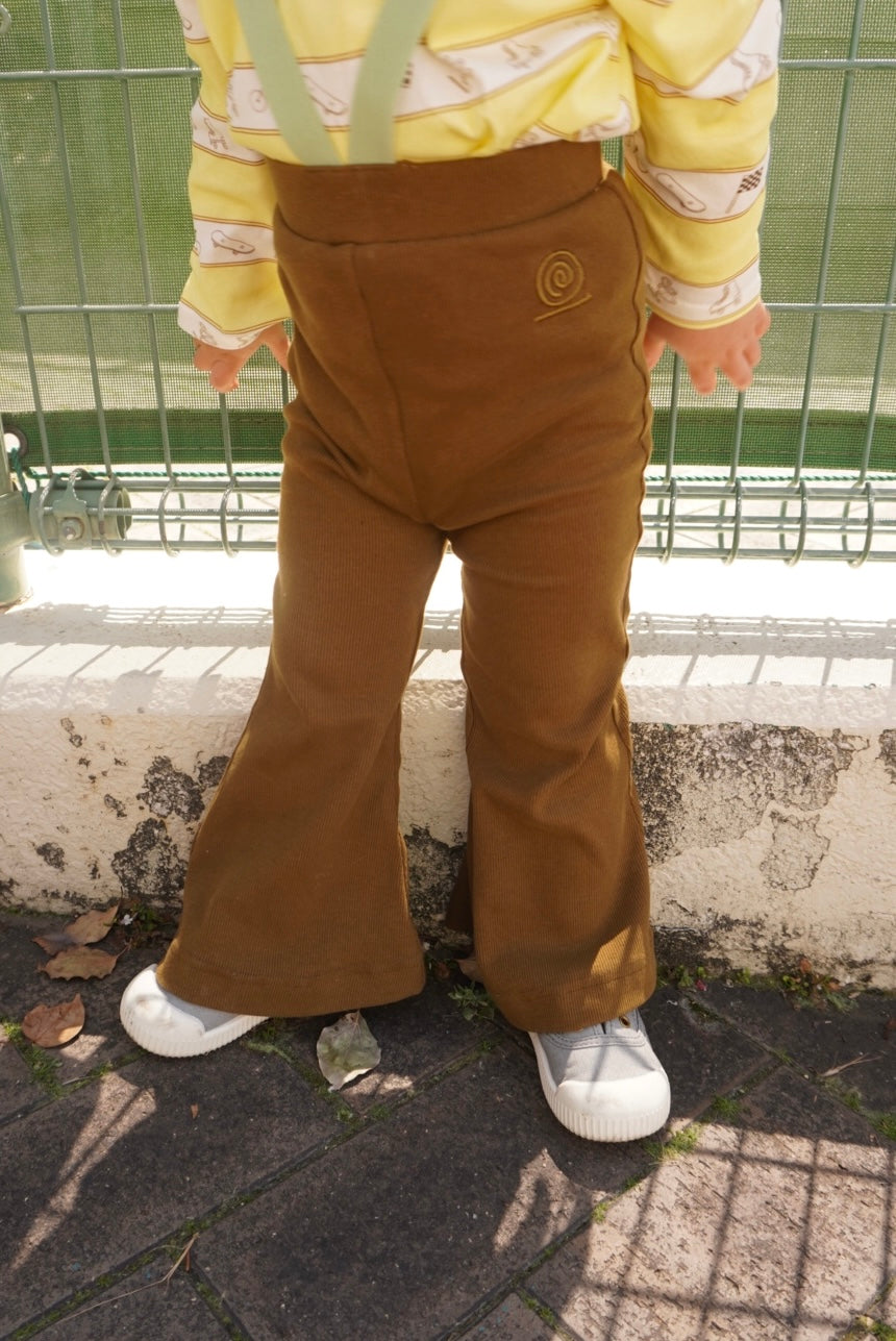 paperbalm Flared pants with suspenders