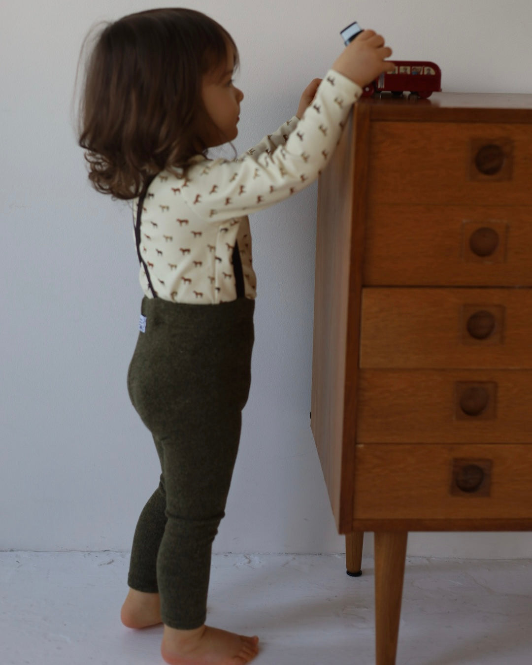 【2026 s/s 1st delivery】POIMERI khaki bear leggings