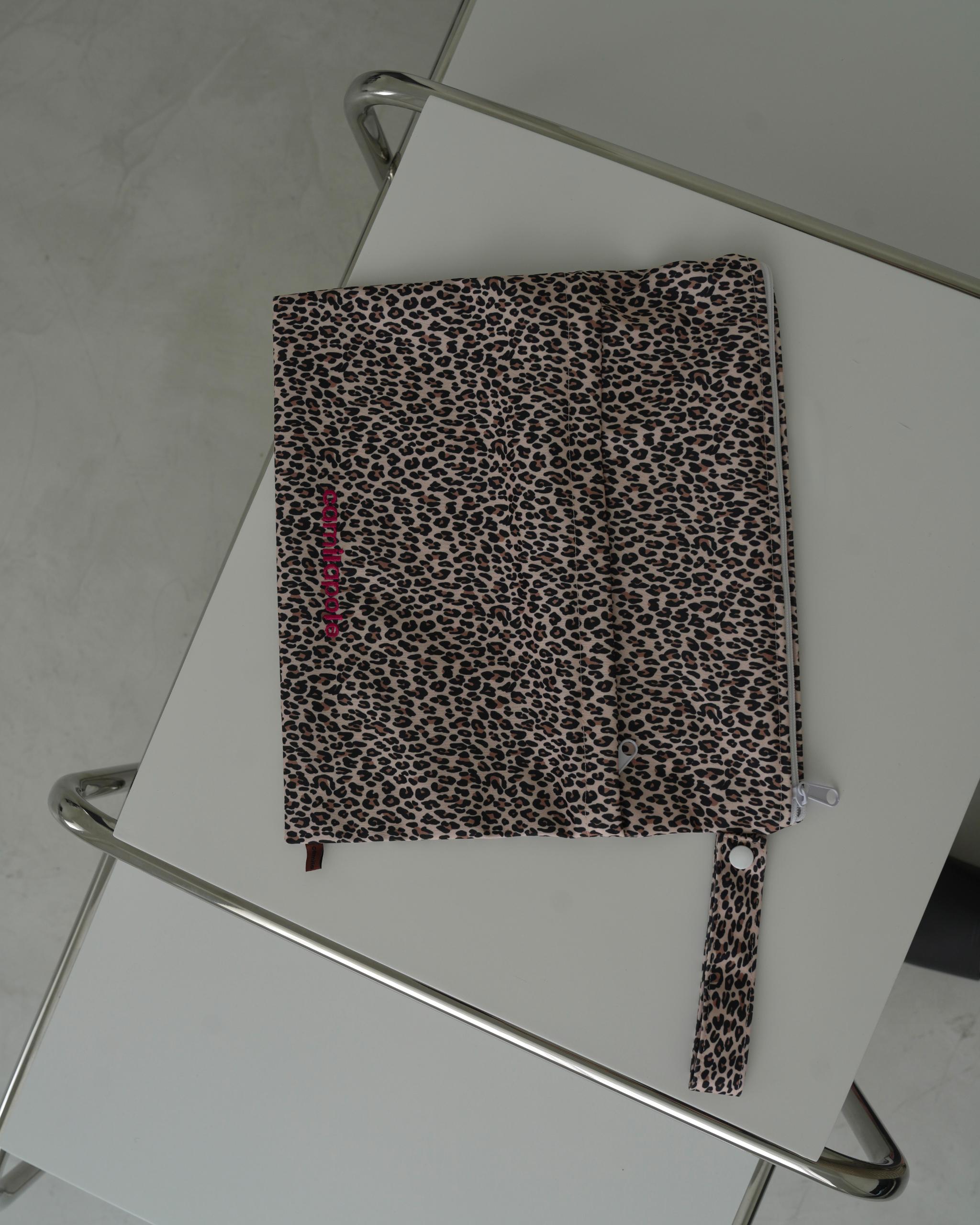 【 6.19 21:00〜Launch 】CAMILAPOLE LEOPARD WATERPROOF MULTI POUCH