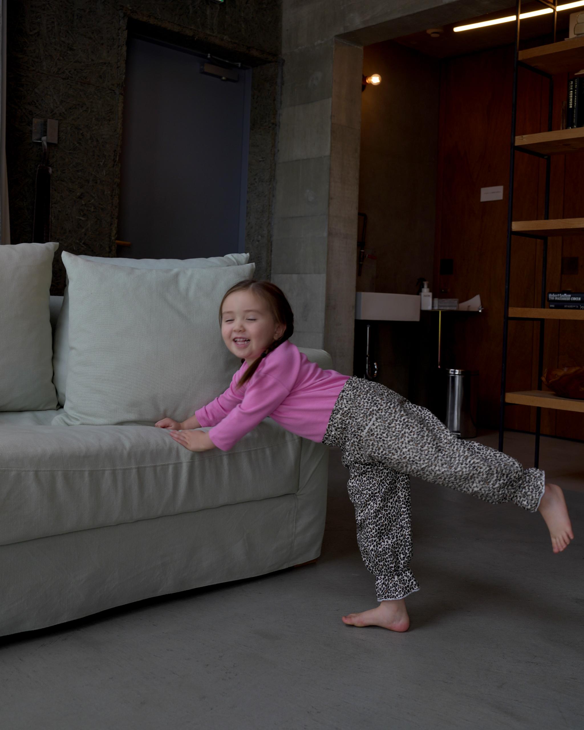 【 8.14 21:00〜LAUNCH 】CAMILAPOLE Little Leopard Pants