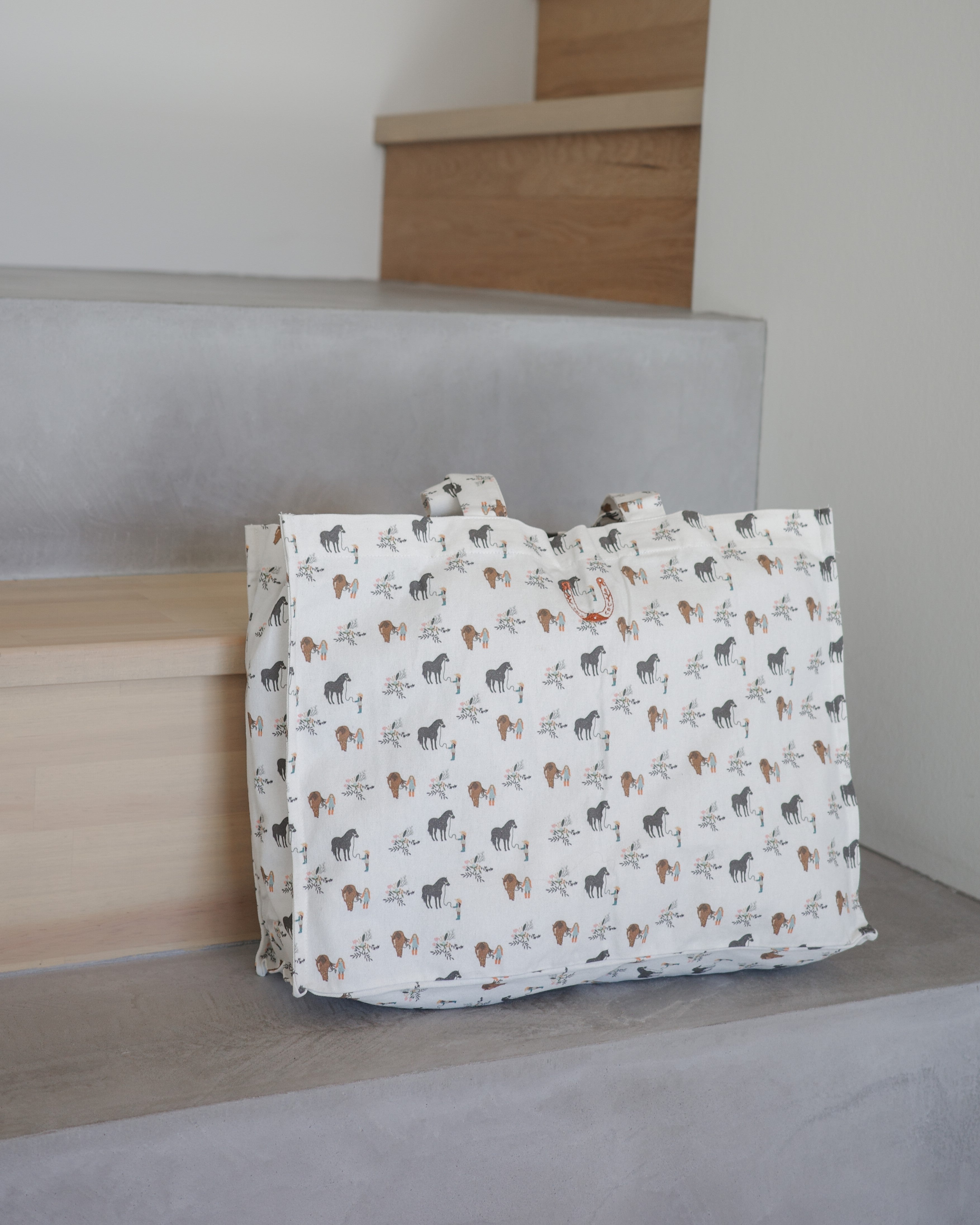 【2026 s/s new arrivals】 __e.s.75さんオリジナル企画 Little Horses Tote