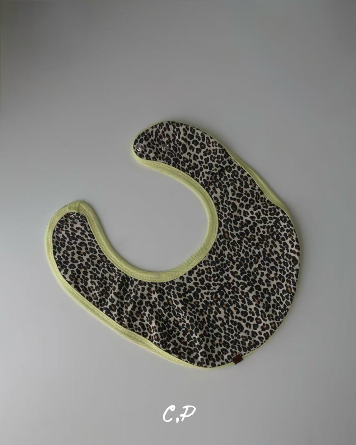 【 8.14 21:00〜LAUNCH 】CAMILAPOLE Little Leopard Bib