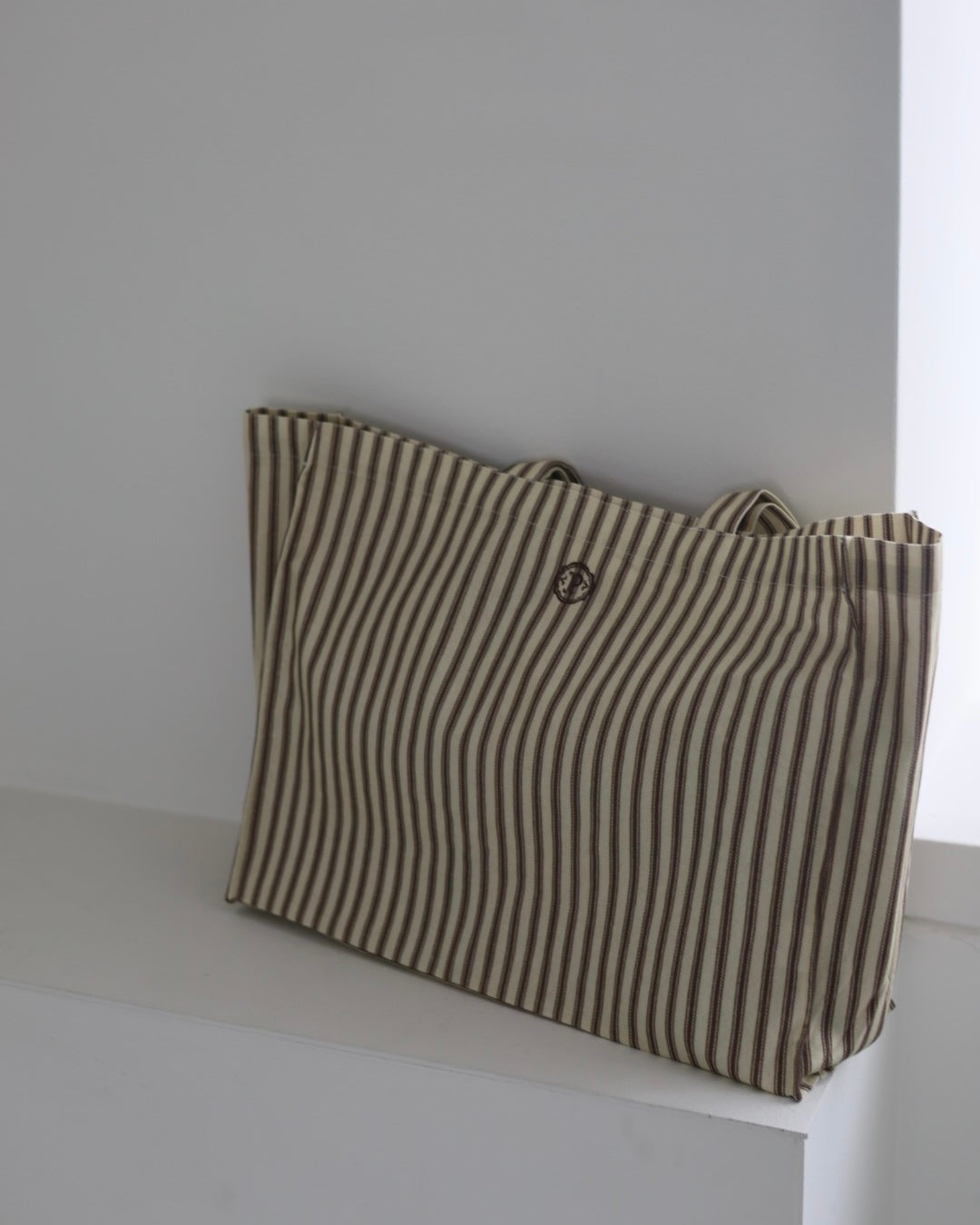 【 6.12 21:00～ Launch 】POIMERI　biscuit stripe tote