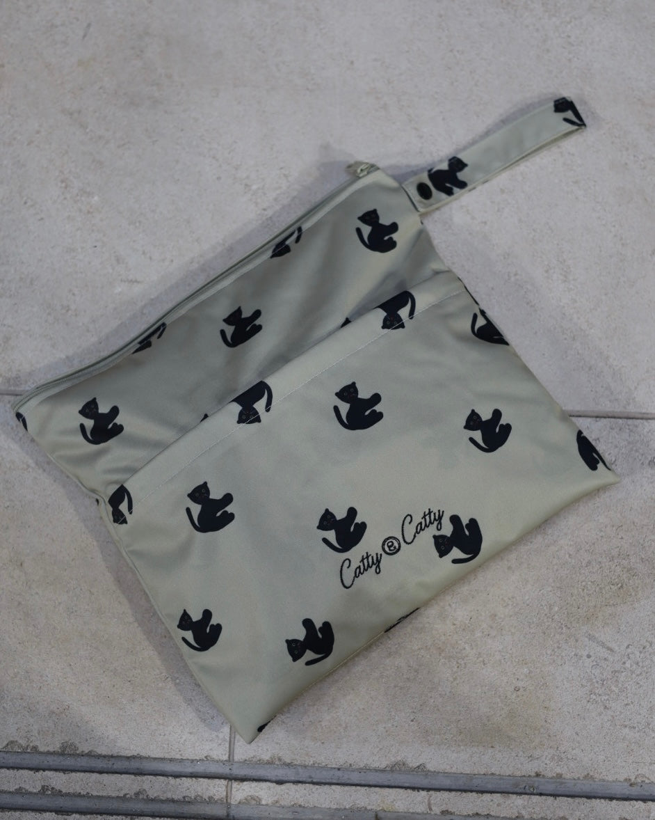 【POPUP先行/10.16 NEW】Catty&Catty LITTLE CAT CLUB WATERPROOF MULTI POUCH