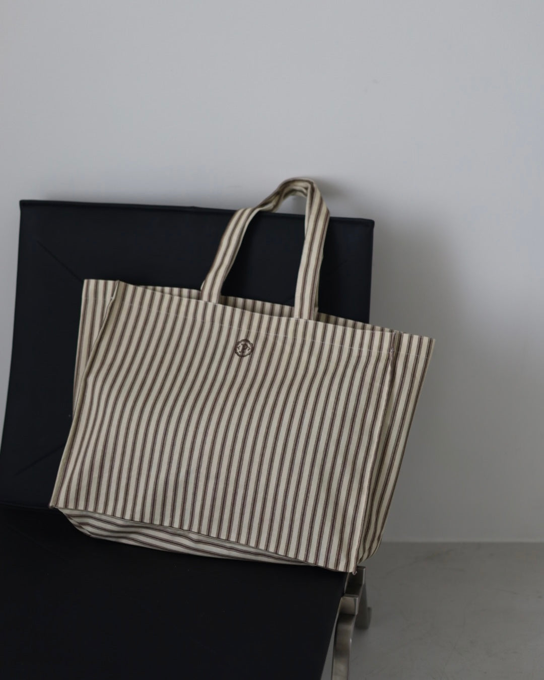 【 6.12 21:00～ Launch 】POIMERI　biscuit stripe tote