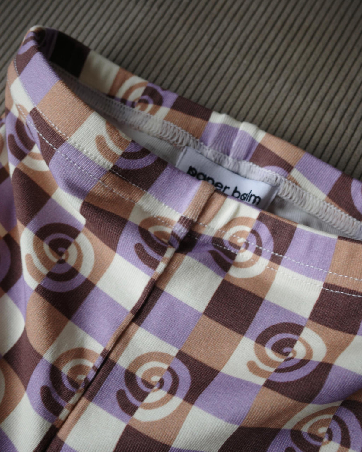 【POPUP先行/10.16 NEW】paper balm  SWIRL CHECK PANTS