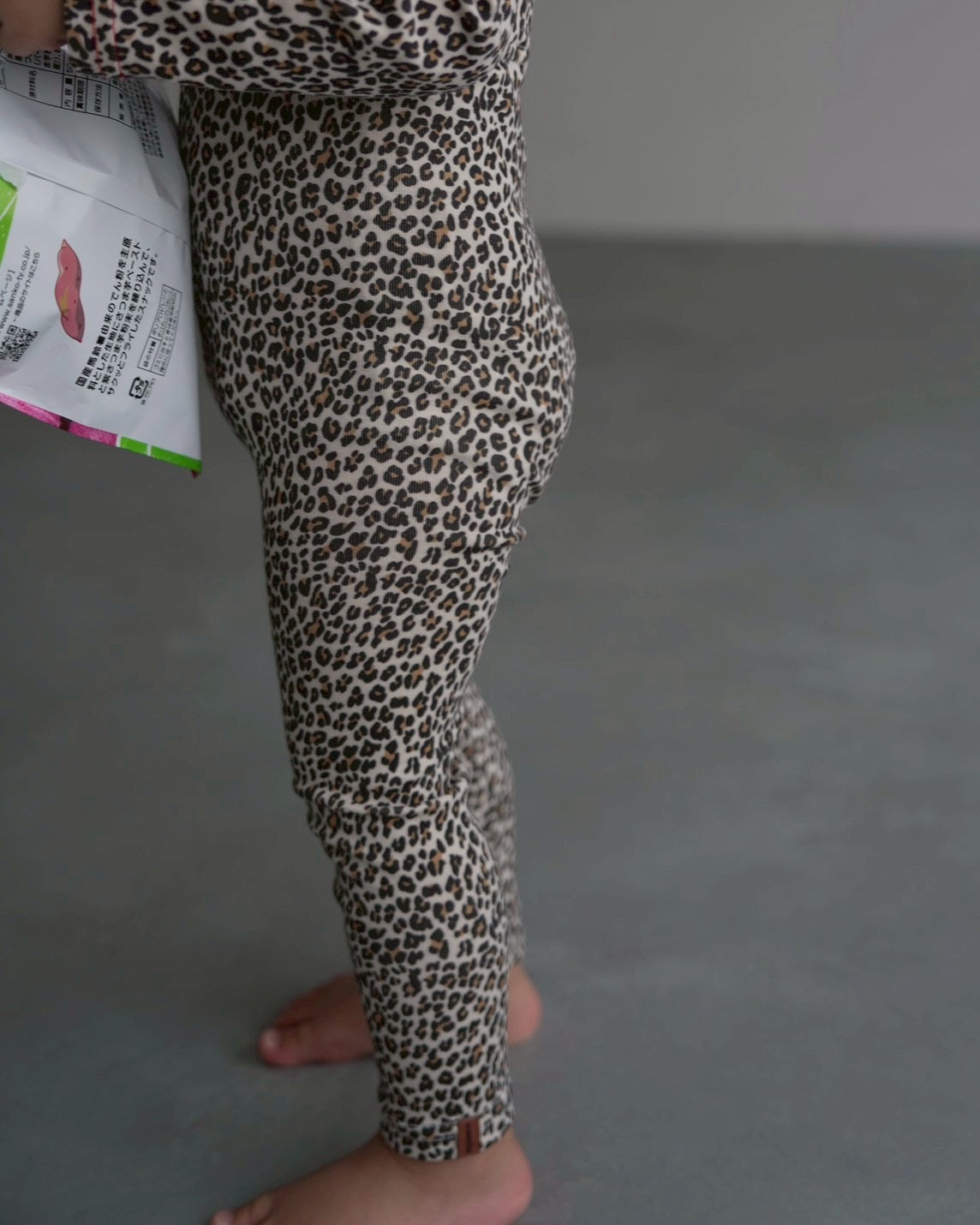 【10/22(wed)12:00　Launch】Little Leopard Leggings