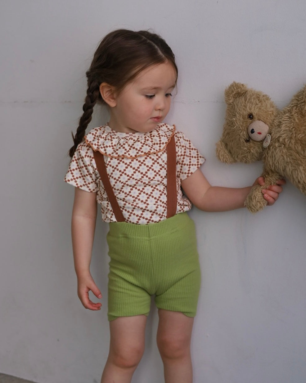 poimeri  tulip leaf half pants