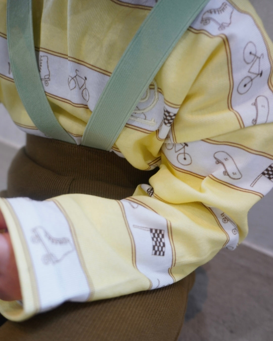 paperbalm  sports tops