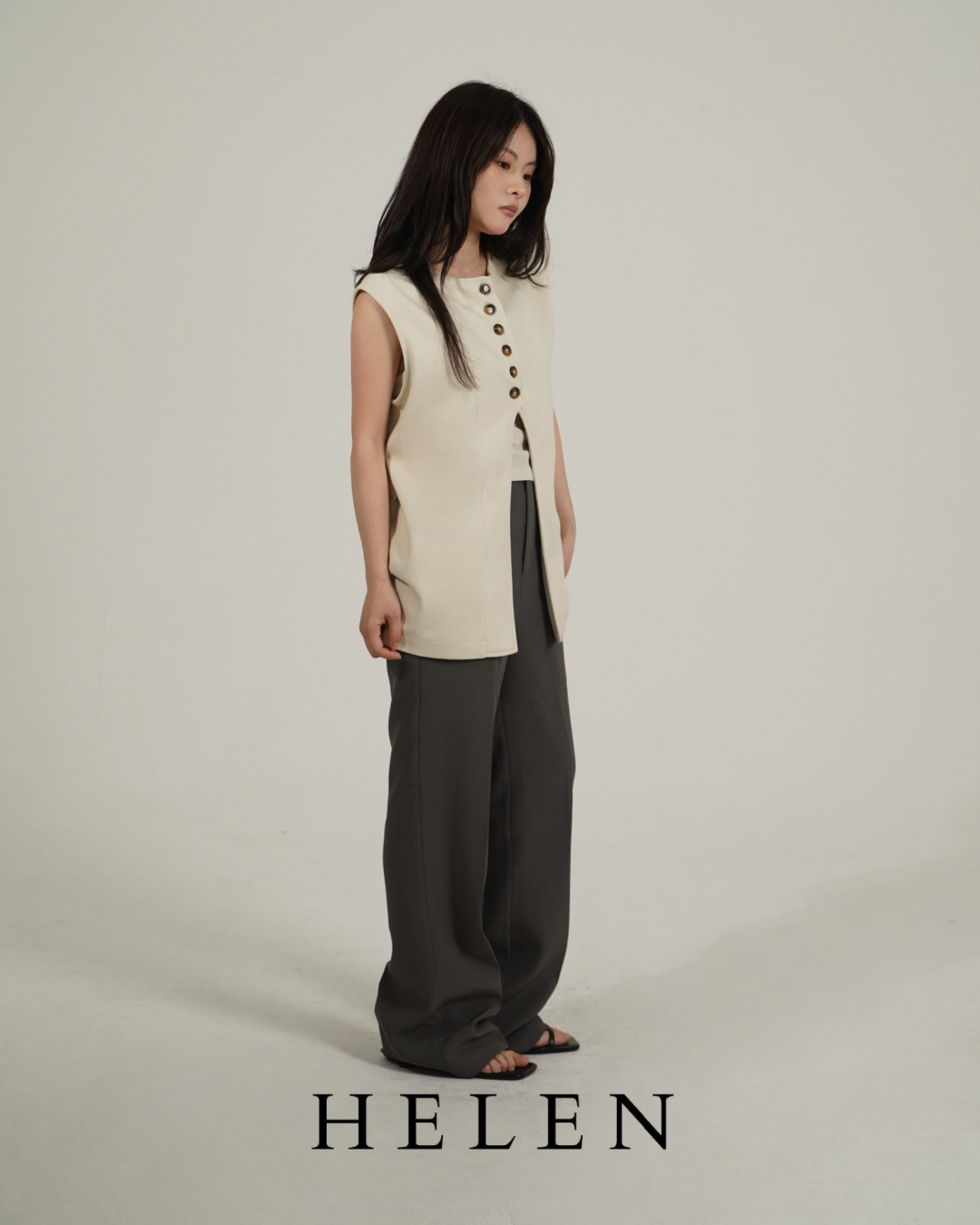 Helen×poimeri  waist cut gilet