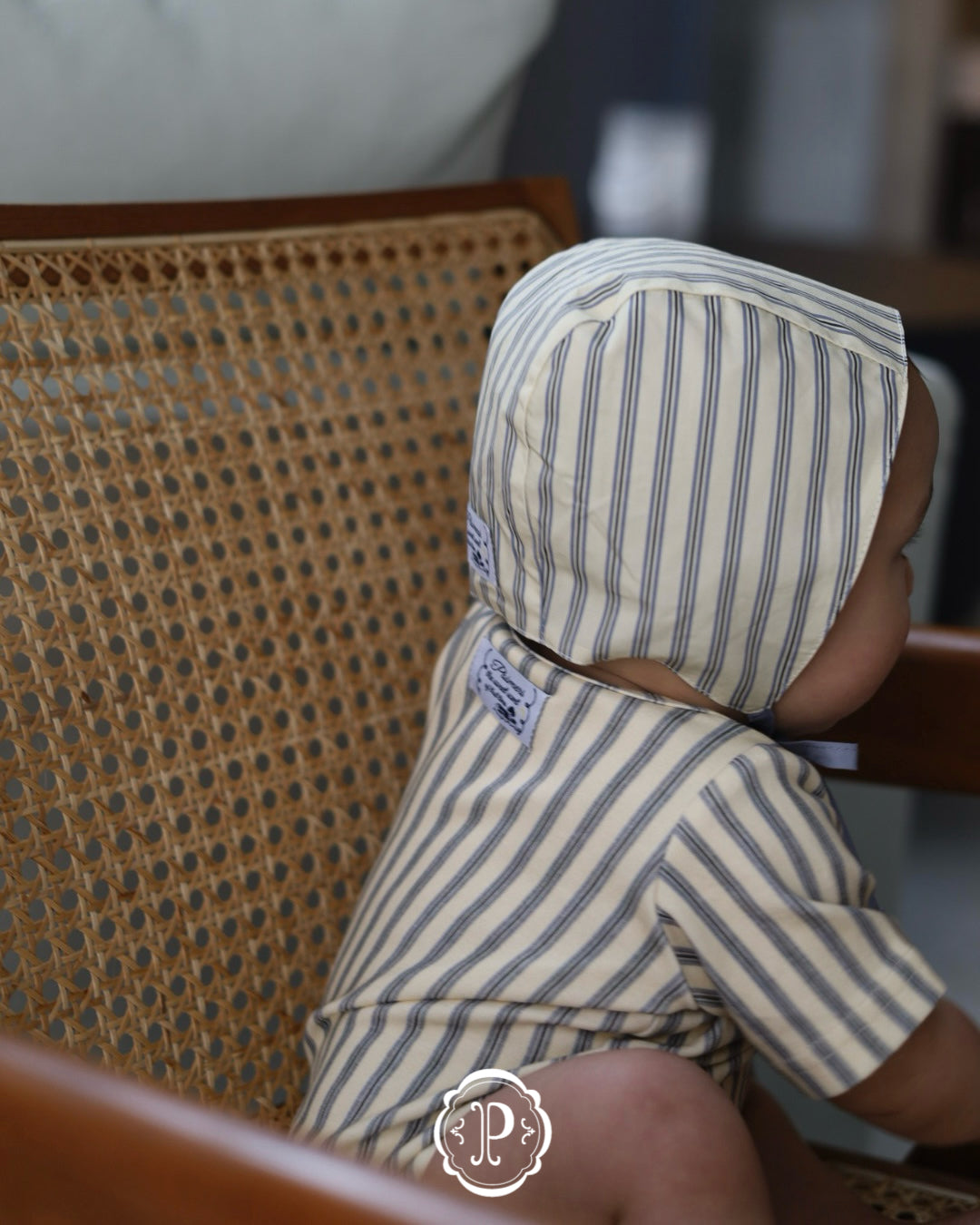 【 NEW ARRIVAL 】POIMERI  oreo strip bonnet