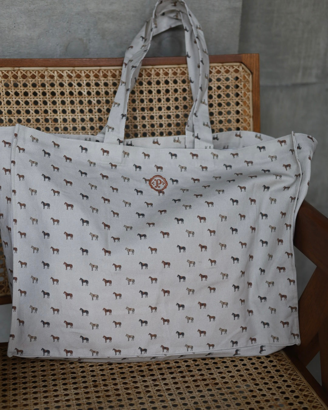 POIMERI  pony parade tote bag