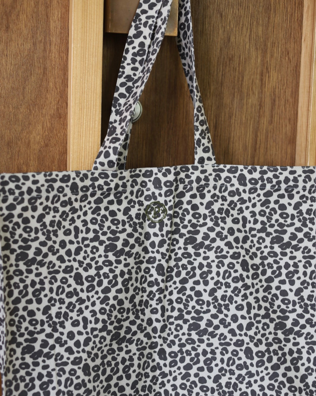 POIMERI  petit leopard tote bag