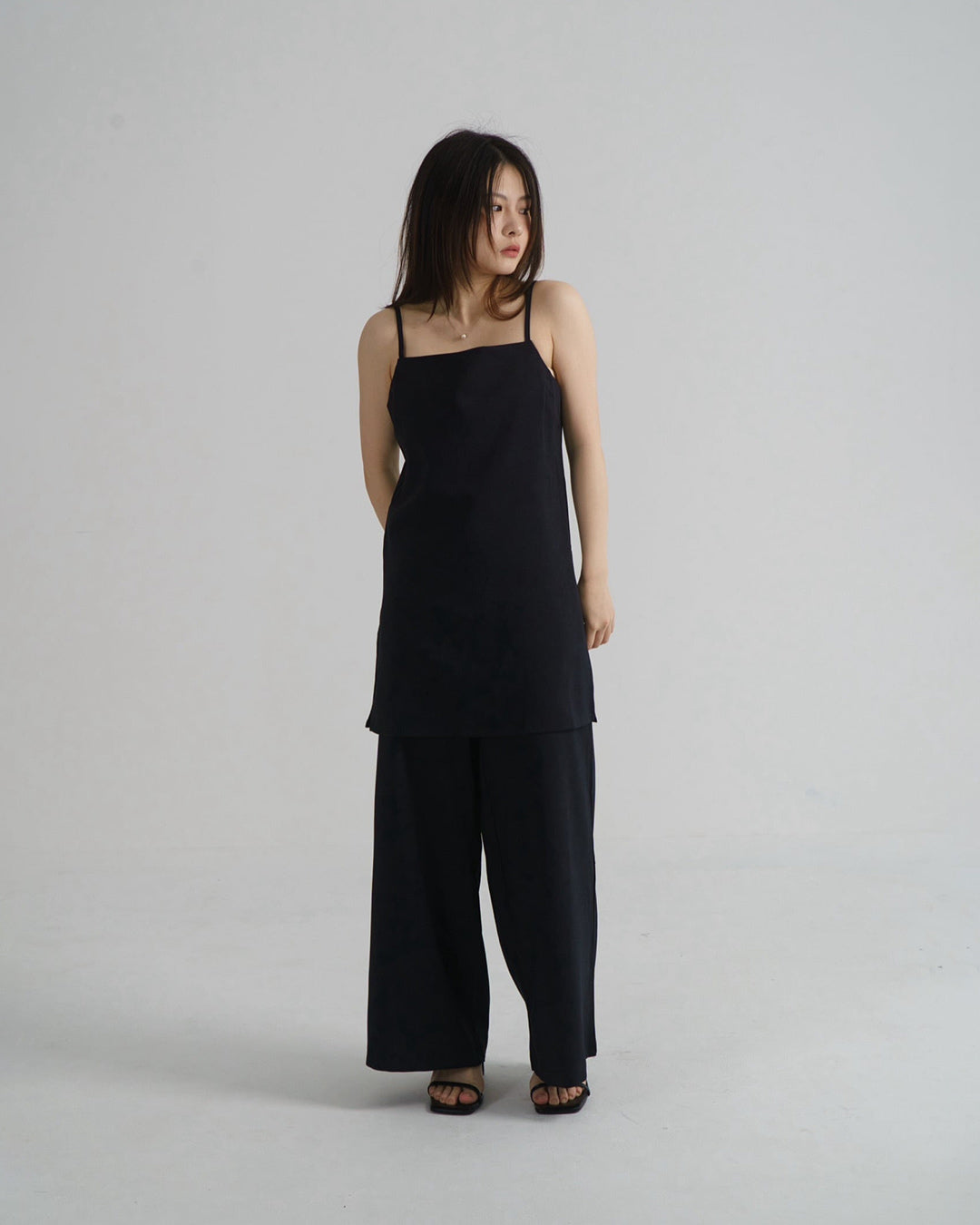 HELEN smooth camisole set up