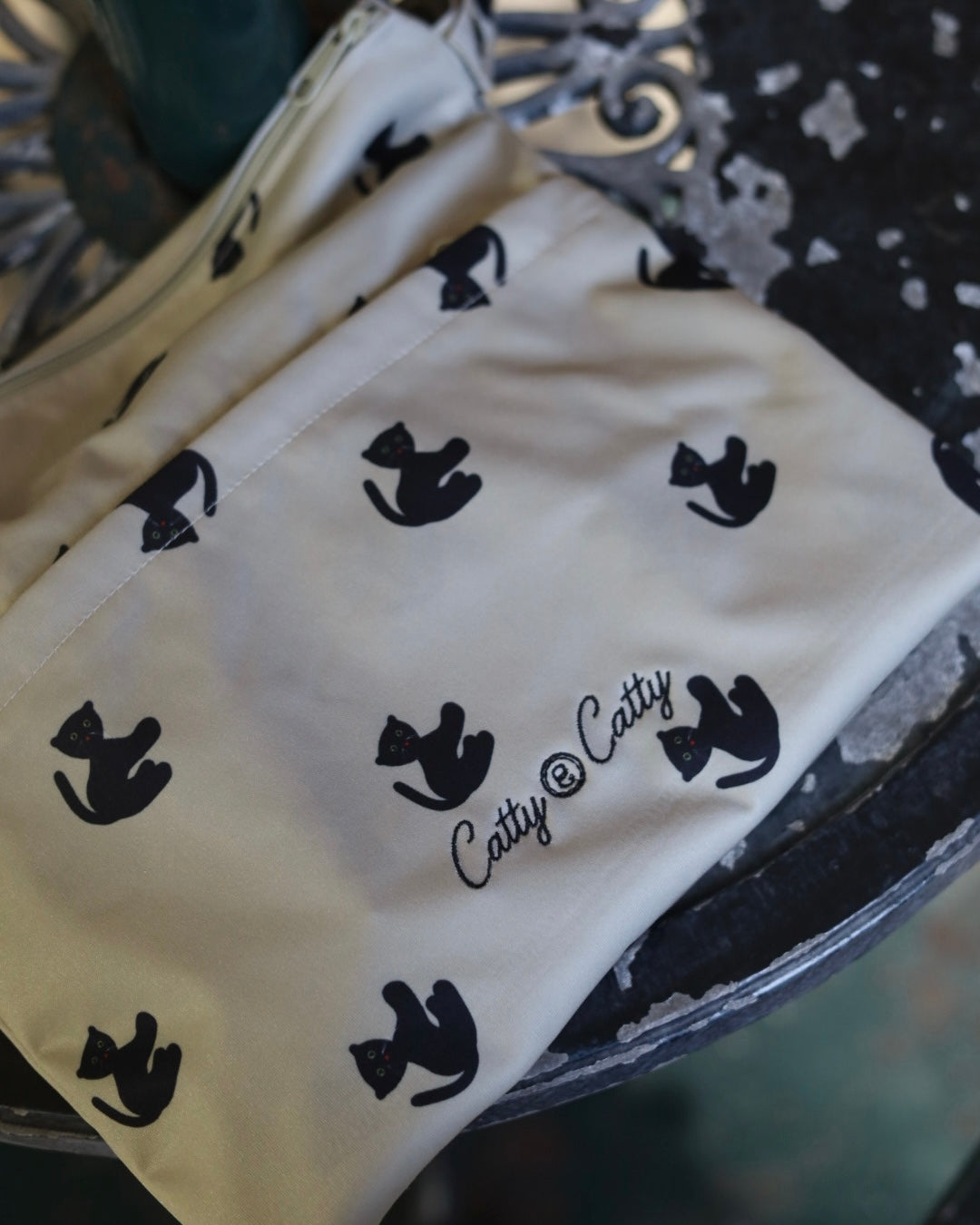 【POPUP先行/10.16 NEW】Catty&Catty LITTLE CAT CLUB WATERPROOF MULTI POUCH