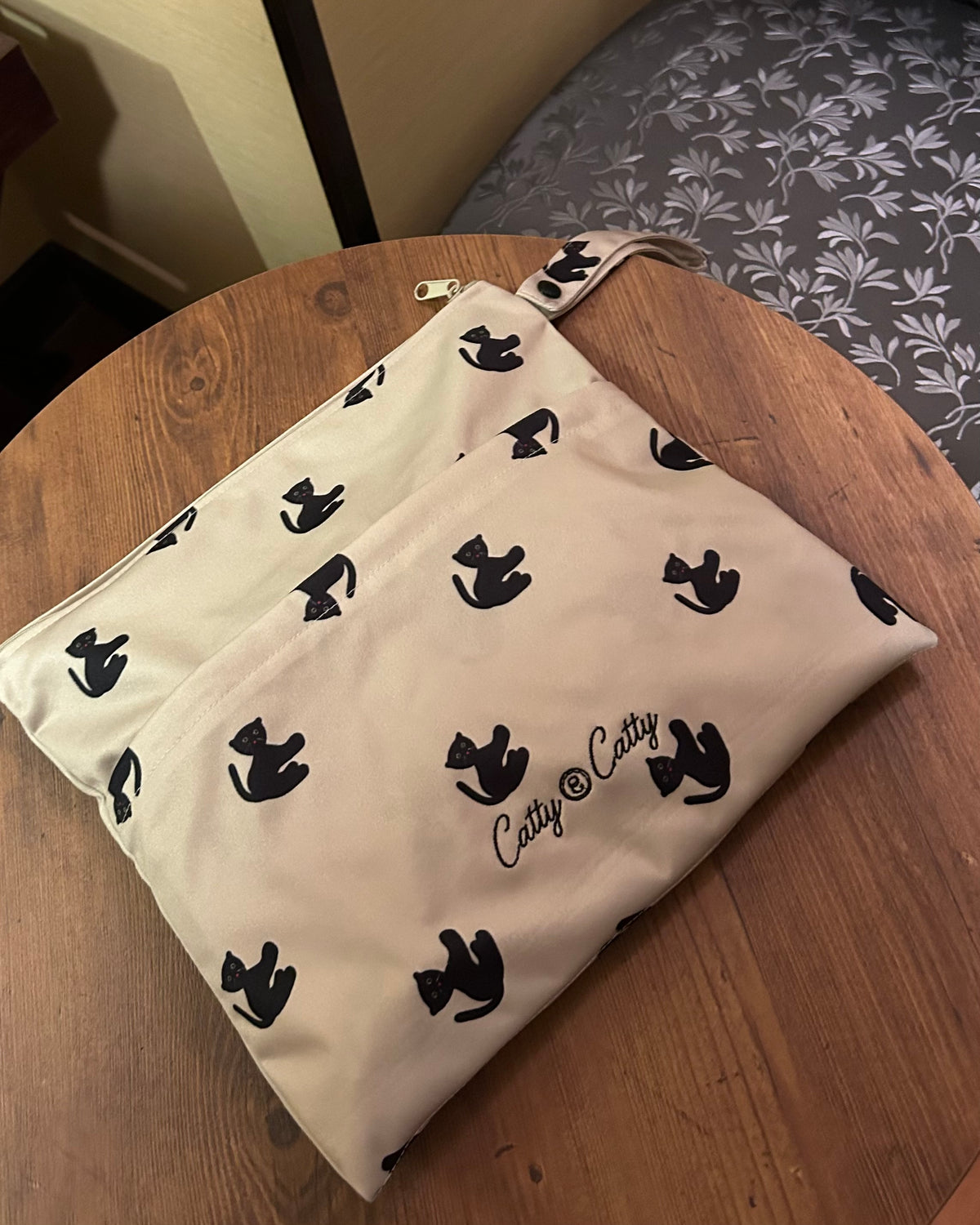 【POPUP先行/10.16 NEW】Catty&Catty LITTLE CAT CLUB WATERPROOF MULTI POUCH