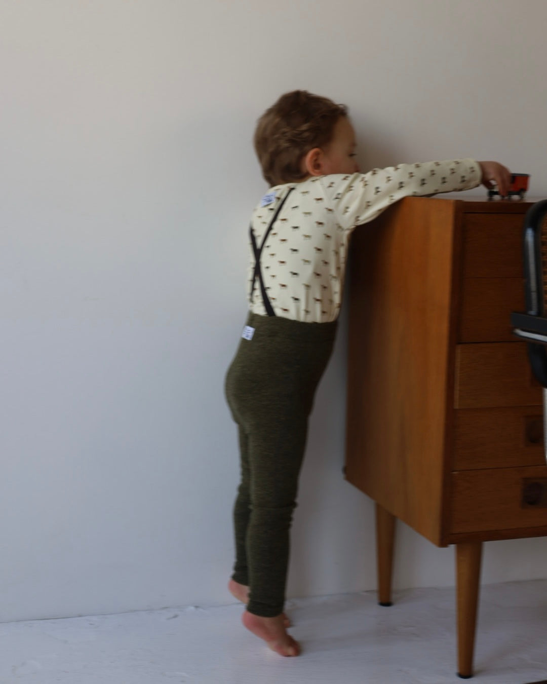 【2026 s/s 1st delivery】POIMERI khaki bear leggings