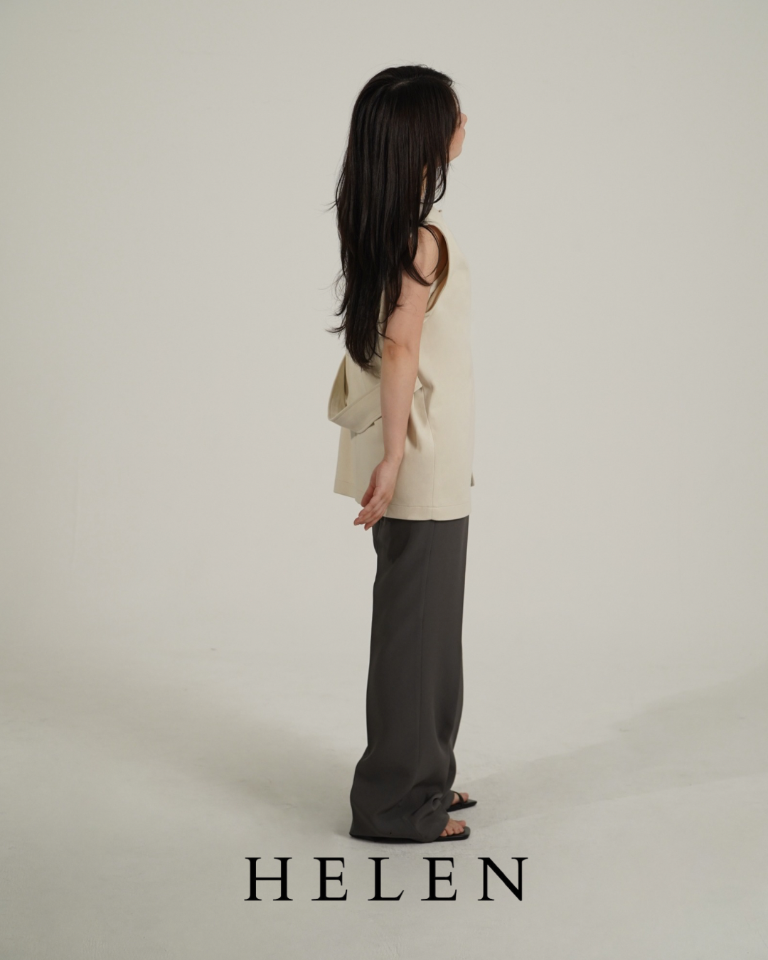 Helen×poimeri  waist cut gilet