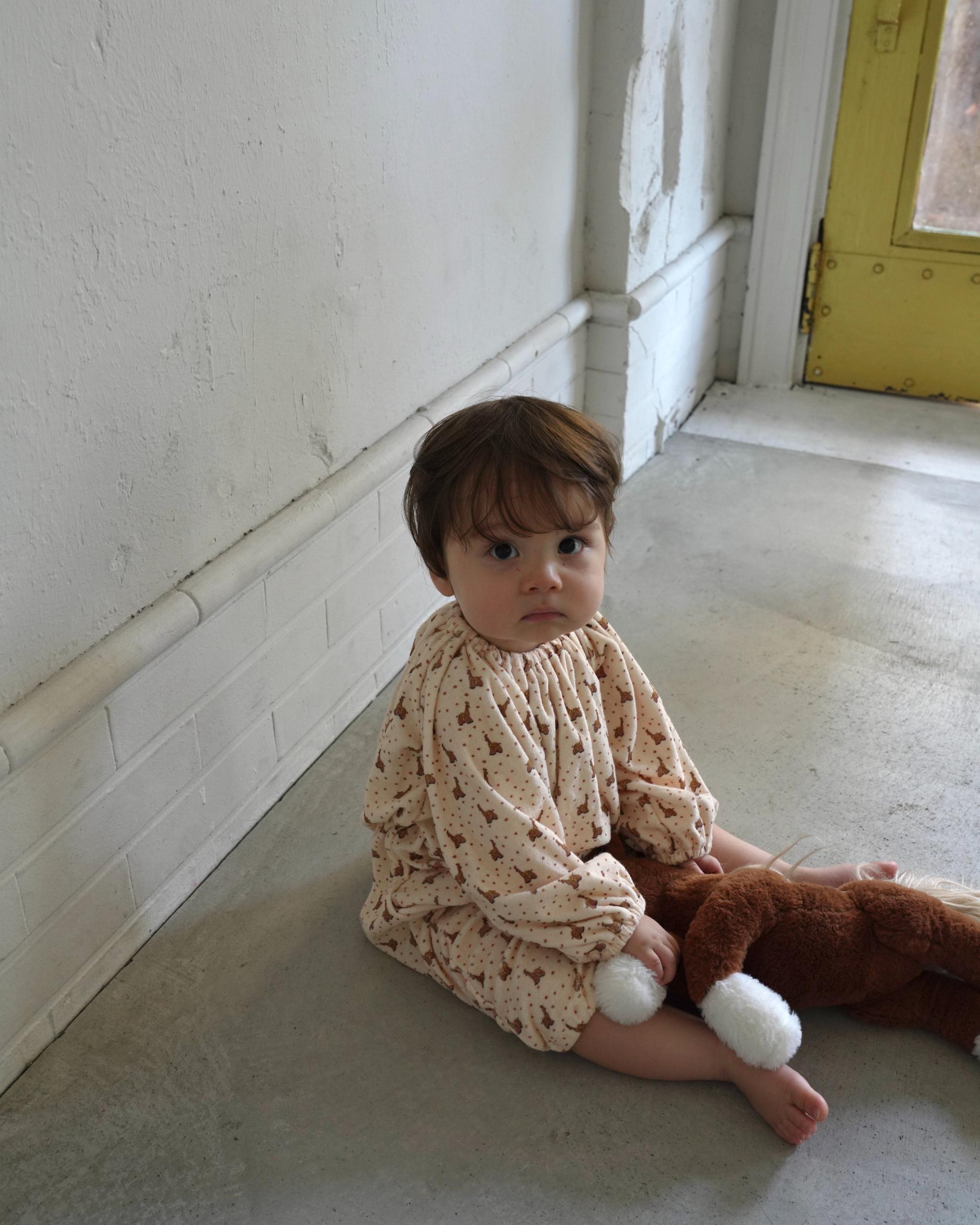 【 9.11 21:00 Launch 】CAMILAPOLE Caramel Giraffe Smock Romper