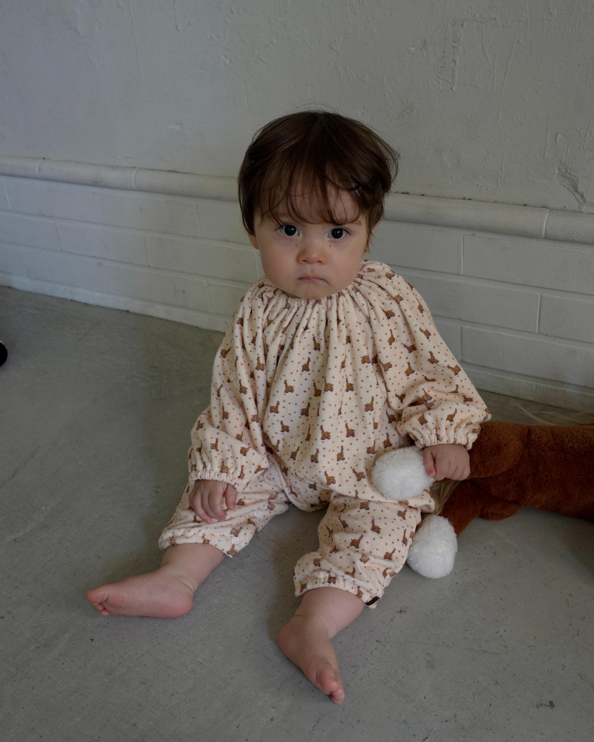 【 9.11 21:00 Launch 】CAMILAPOLE Caramel Giraffe Smock Romper