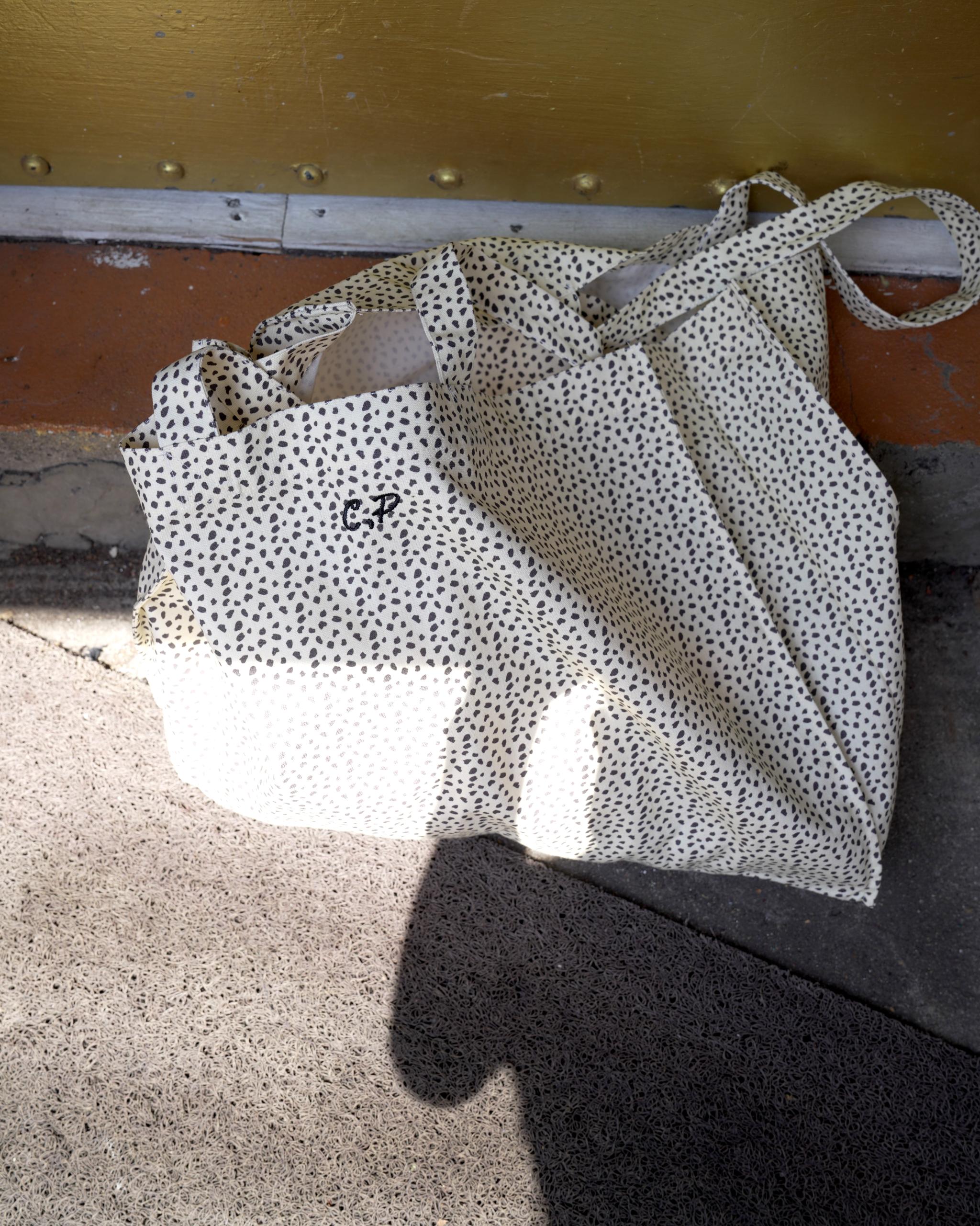 【 9.11 21:00 Launch 】CAMILAPOLE Dalmatian Dot Tote