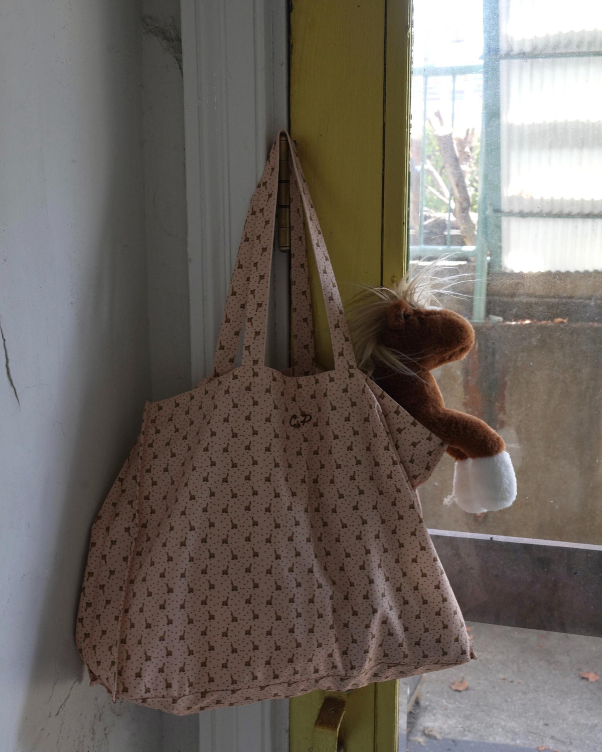 【 9.11 21:00 Launch 】CAMILAPOLE Caramel Giraffe Tote