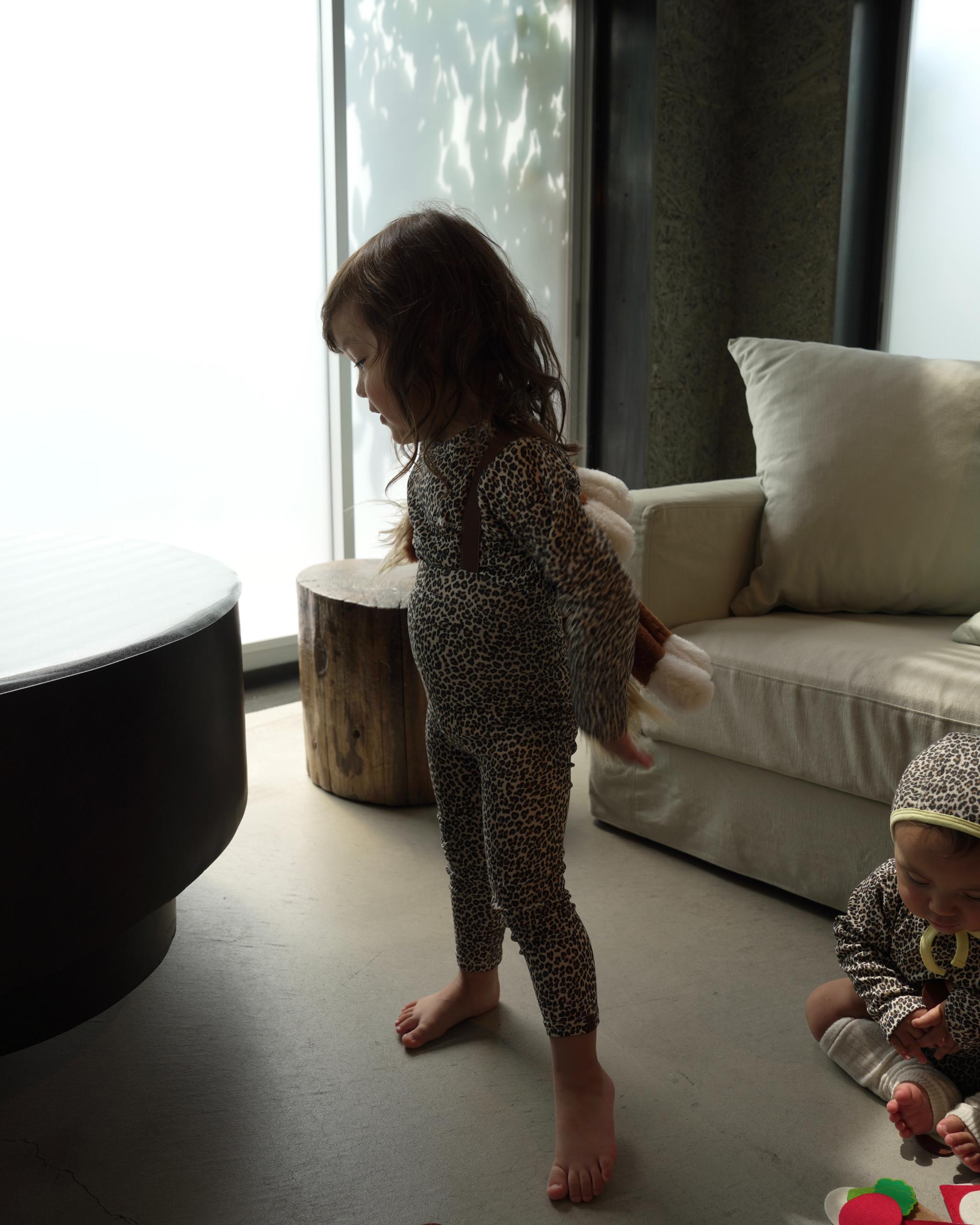 【 8.14 21:00〜LAUNCH 】CAMILAPOLE LITTLE LEOPARD LEGGINGS