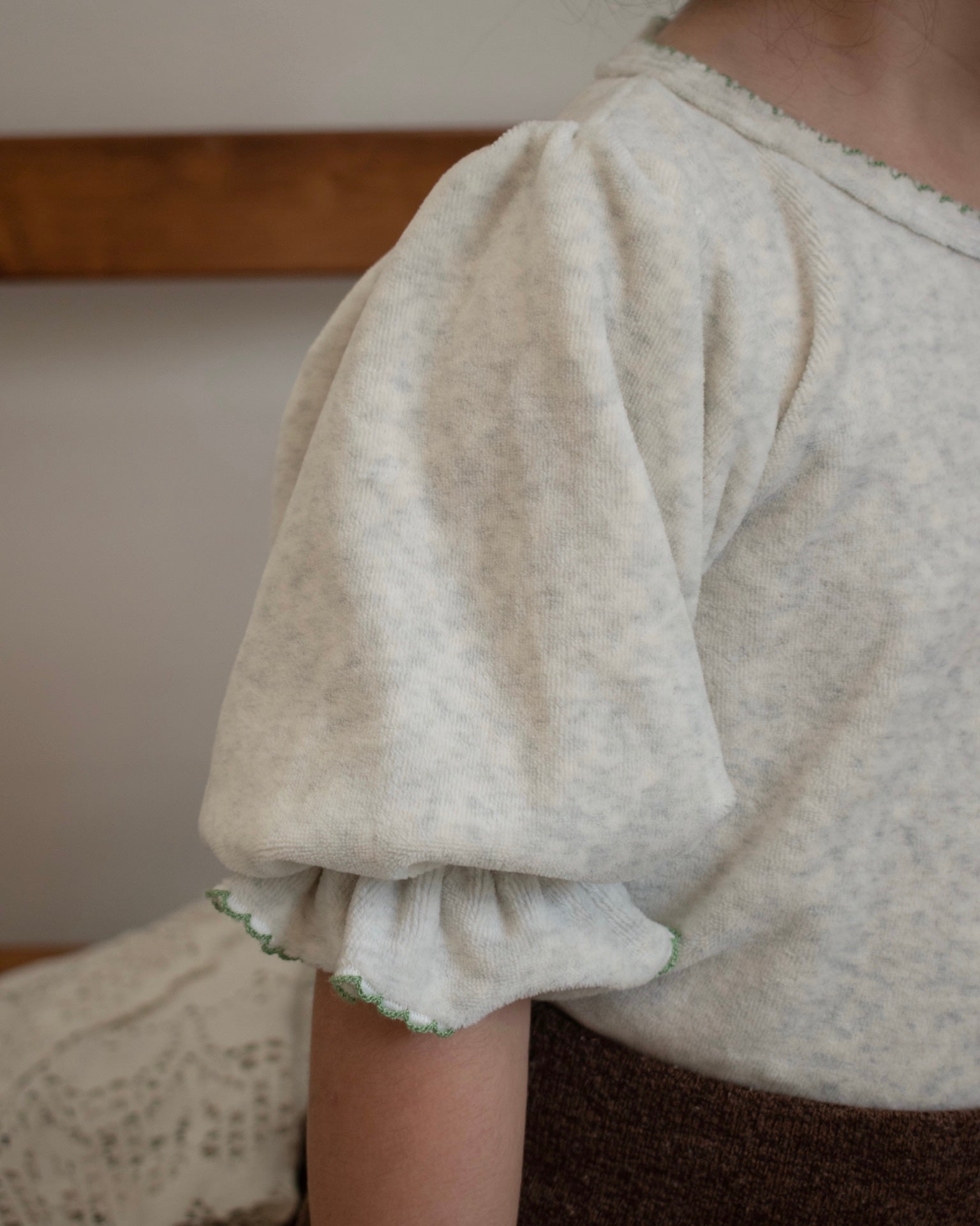 【 7.26 21:00〜Launch 】[poimeri×mana vol.3] Velour Puff Top